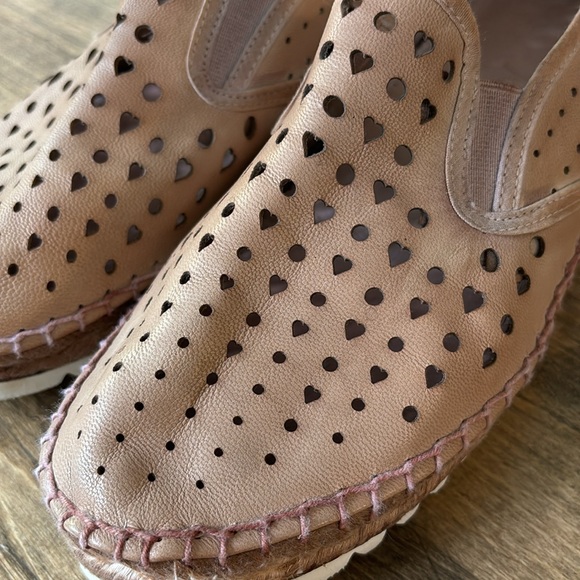 Agilis Barcelona Espadrilles - Picture 3 of 7